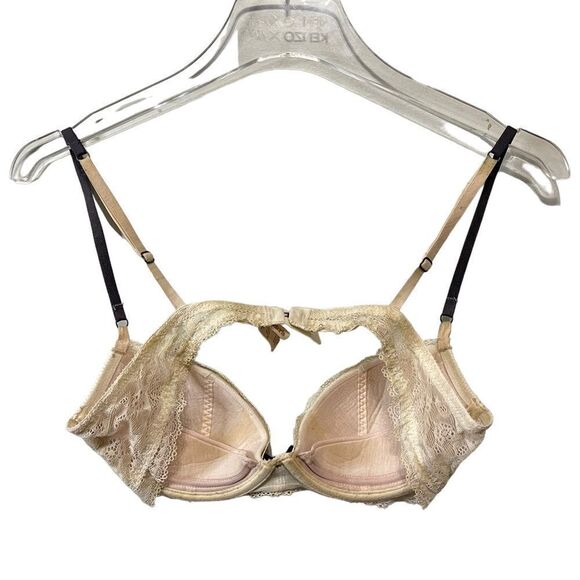 Victoria Secret Lightly Lined Plunge Bra Ivory Lace 36B - Picture 3 of 4